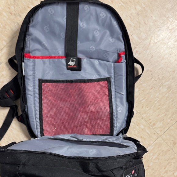 Large Backpack with Red Highlights - Picture 5 of 11